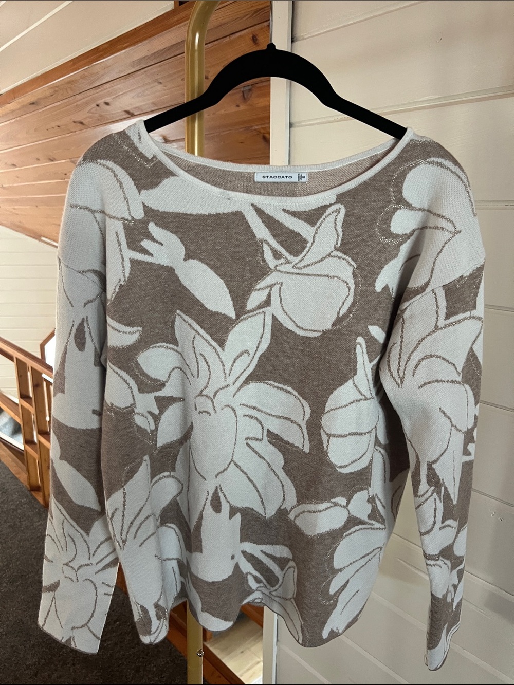 Stacatto tan and white floral sweater with gold thread